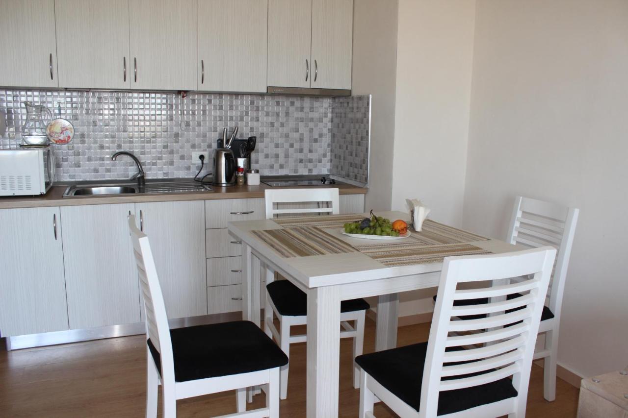 Cocoon Apartment Durres Ngoại thất bức ảnh