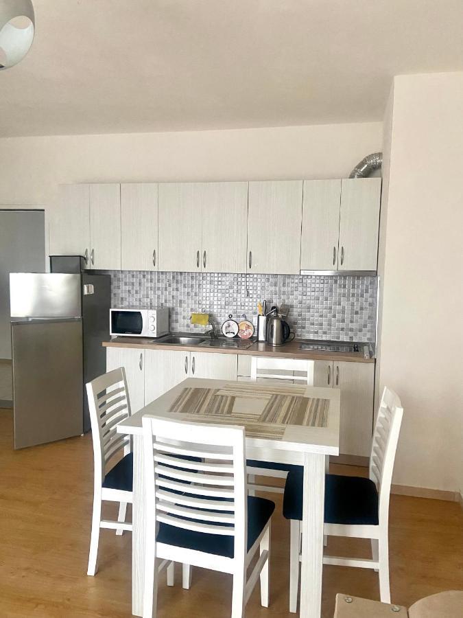 Cocoon Apartment Durres Ngoại thất bức ảnh